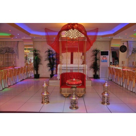 Kafes Kına Tahtı Kırmızı