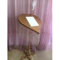 Kristal Taşlı Kalp Anı Masası