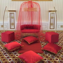 Kına Tahtı Kırmızı Tüllü