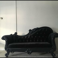 Siyah Kına Koltuğu