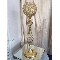 Tek Kollu Şamdan Topuz